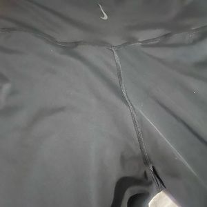 Nike leggins blue embroired in sides used but good condition